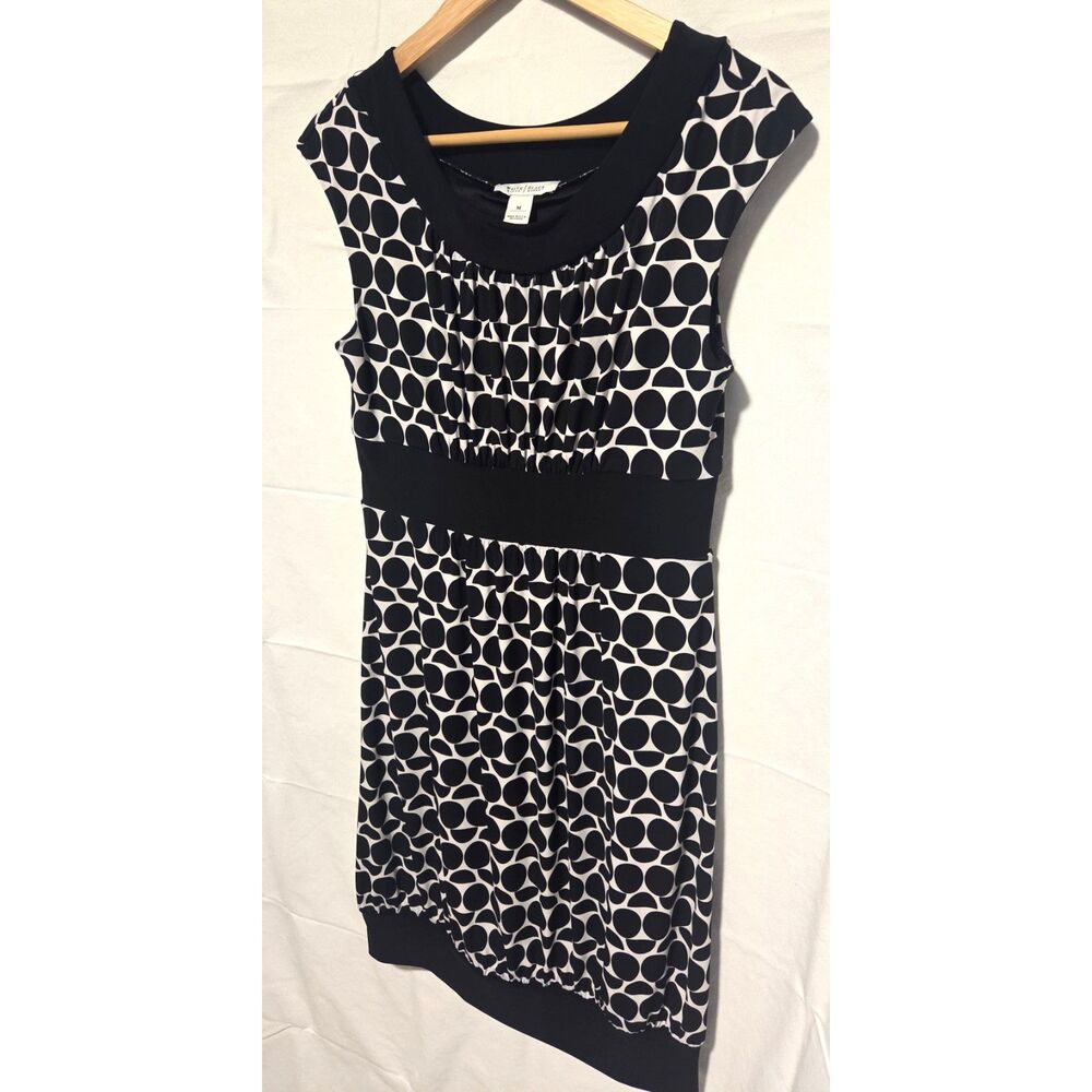 White House Black Women’s Cocktail Stretch Dress – Polka Dot – Size Medium